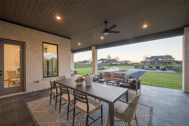 99 James Estates Drive, Fulshear, TX 77441