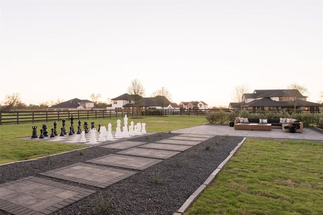 99 James Estates Drive, Fulshear, TX 77441