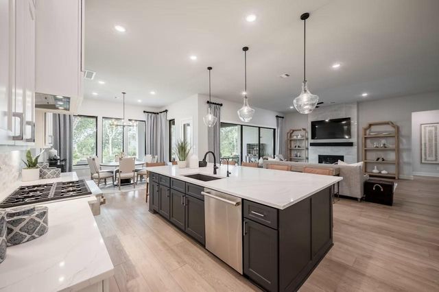 99 James Estates Drive, Fulshear, TX 77441