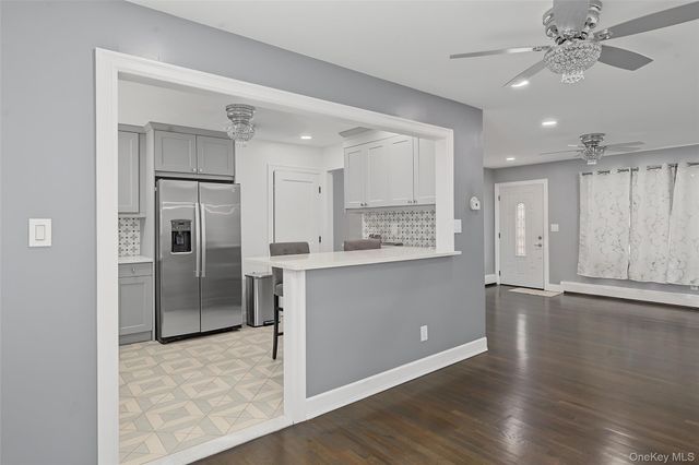 46 Oakland Avenue, Central Islip, NY 11722