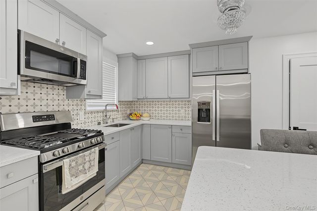 46 Oakland Avenue, Central Islip, NY 11722