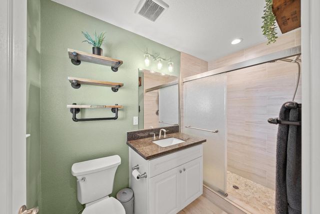 6446 Everest Way, Sacramento, CA 95842