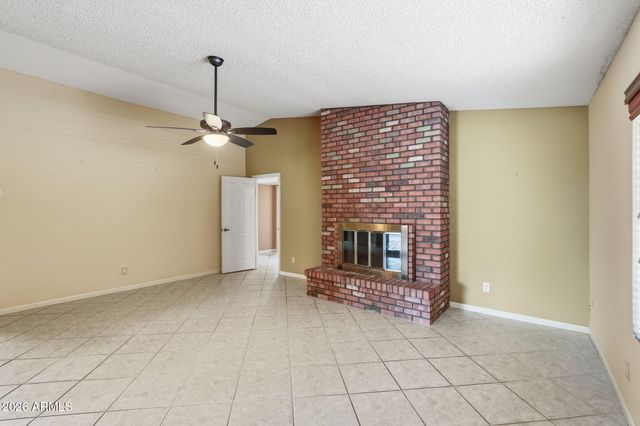 226 E GLENCOVE Street, Mesa, AZ 85201