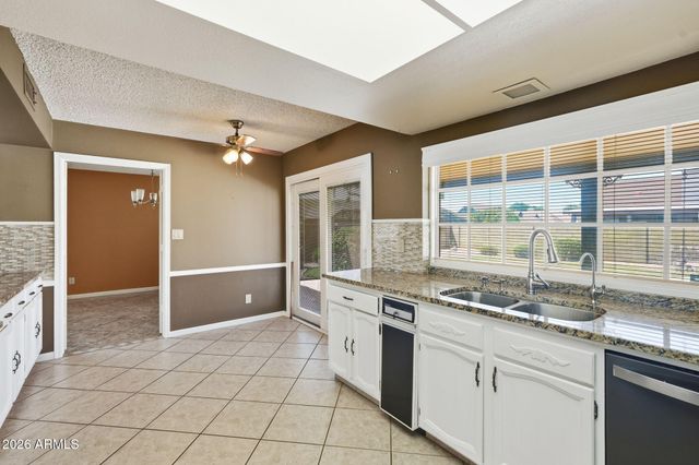 226 E GLENCOVE Street, Mesa, AZ 85201