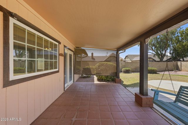 226 E GLENCOVE Street, Mesa, AZ 85201