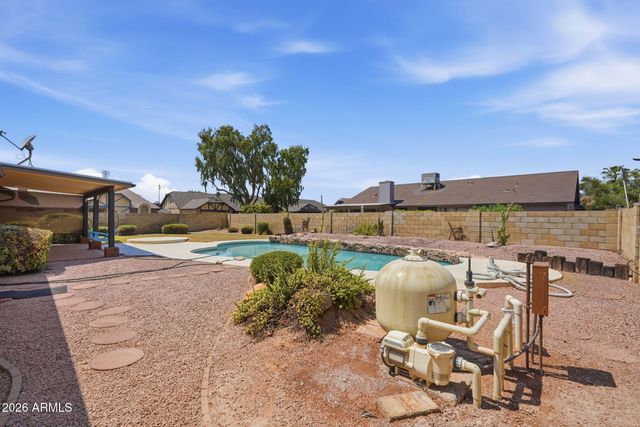226 E GLENCOVE Street, Mesa, AZ 85201