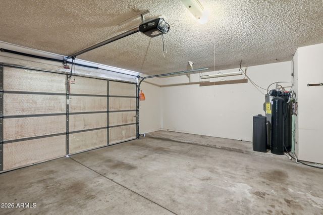 226 E GLENCOVE Street, Mesa, AZ 85201
