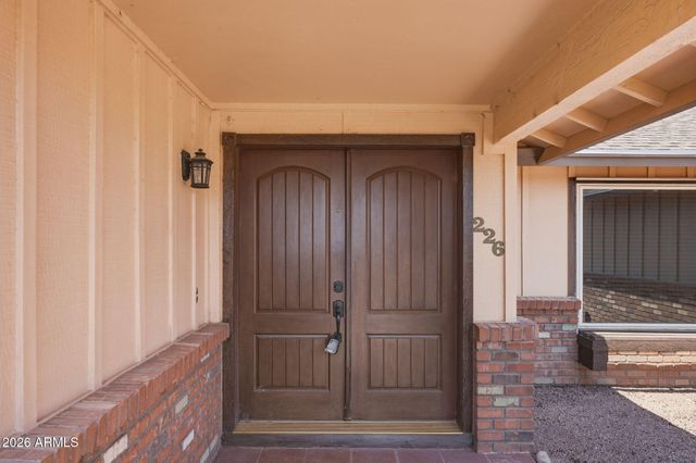 226 E GLENCOVE Street, Mesa, AZ 85201