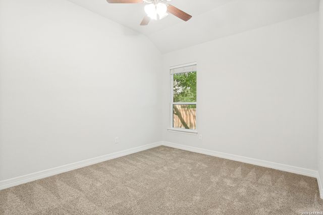 198 JASPER PT, Castroville, TX 78009