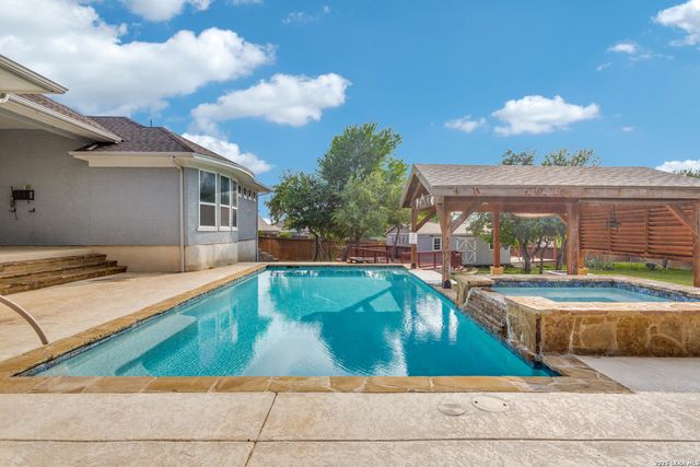 198 JASPER PT, Castroville, TX 78009