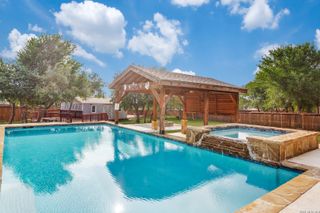 198 JASPER PT, Castroville, TX 78009