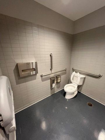 2428 N LINCOLN Avenue, Chicago, IL 60614