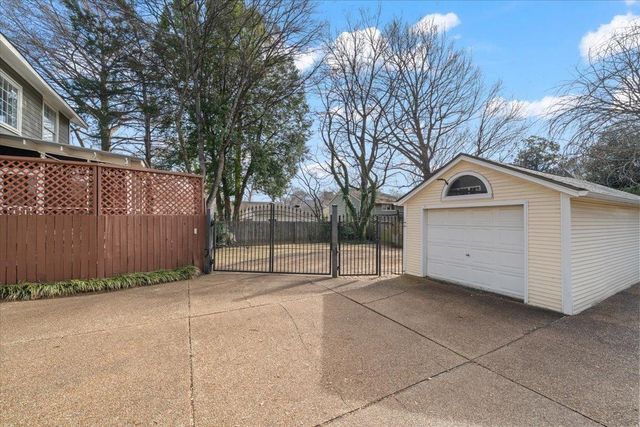 1937 HARBERT AVE, Memphis, TN 38104