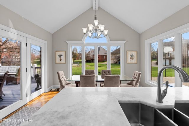 10713 Rock Moss Ct, Louisville, KY 40291