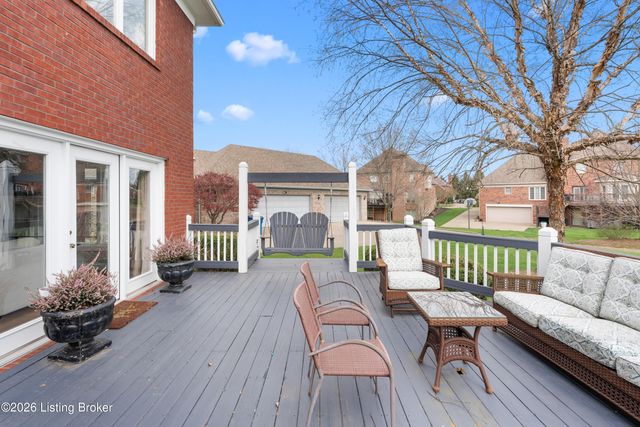 10713 Rock Moss Ct, Louisville, KY 40291