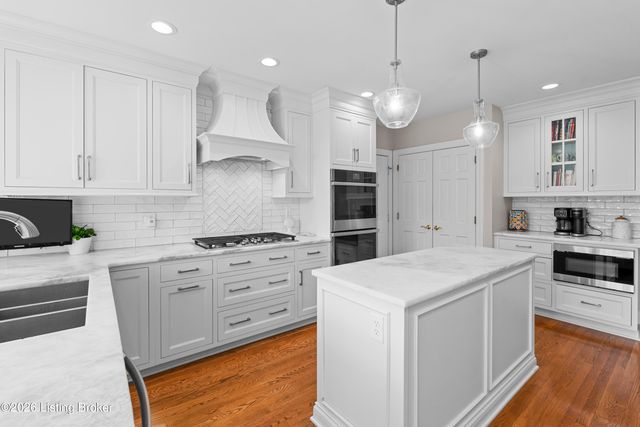 10713 Rock Moss Ct, Louisville, KY 40291