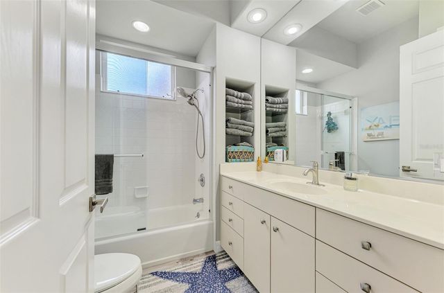 18 SAINT CROIX WAY, Englewood, FL 34223