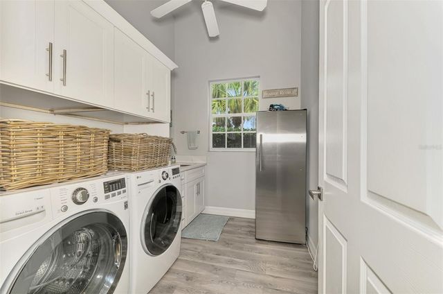 18 SAINT CROIX WAY, Englewood, FL 34223