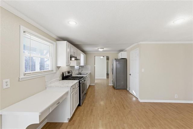 5813 Harvard Avenue, Raytown, MO 64133