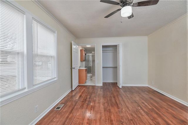 5813 Harvard Avenue, Raytown, MO 64133