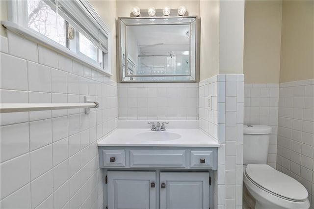 5813 Harvard Avenue, Raytown, MO 64133