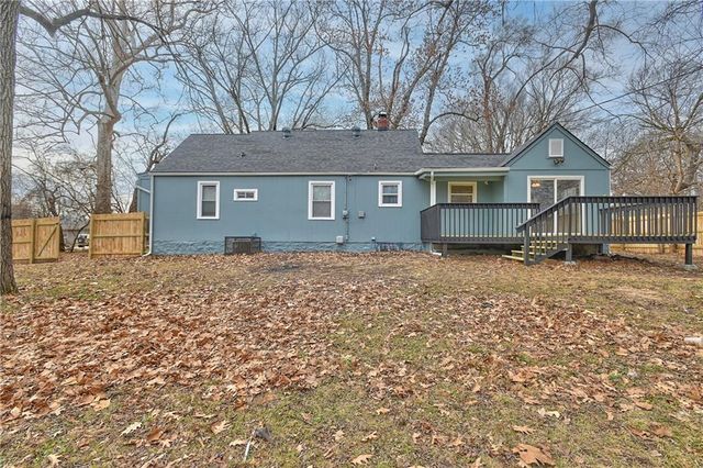 5813 Harvard Avenue, Raytown, MO 64133