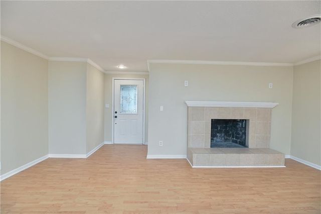 5813 Harvard Avenue, Raytown, MO 64133