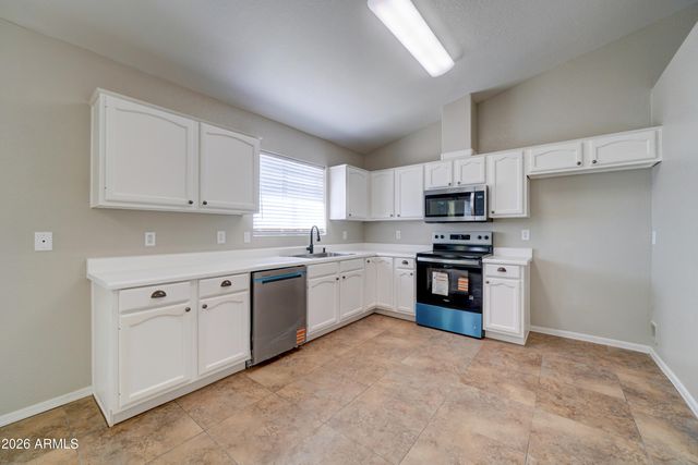 1881 W 12TH Avenue, Apache Junction, AZ 85120