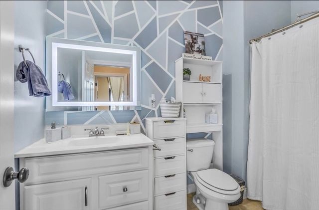 7 Central Sq 307, Lynn, MA 01901