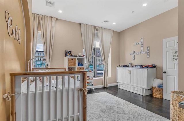 7 Central Sq 307, Lynn, MA 01901