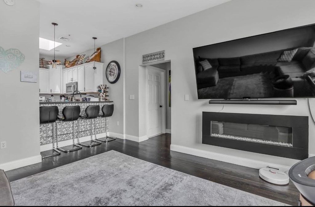 7 Central Sq 307, Lynn, MA 01901