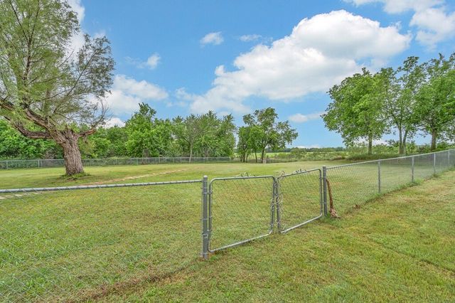 11520 China Spring Road, Waco, TX 76708