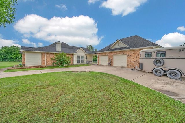 11520 China Spring Road, Waco, TX 76708