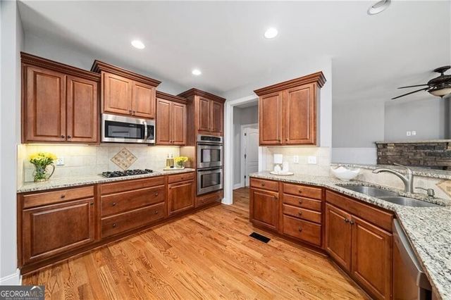 146 Creek Side Way, Ball Ground, GA 30107
