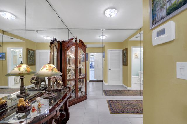 4114 W Palm Aire Drive 141B, Pompano Beach, FL 33069