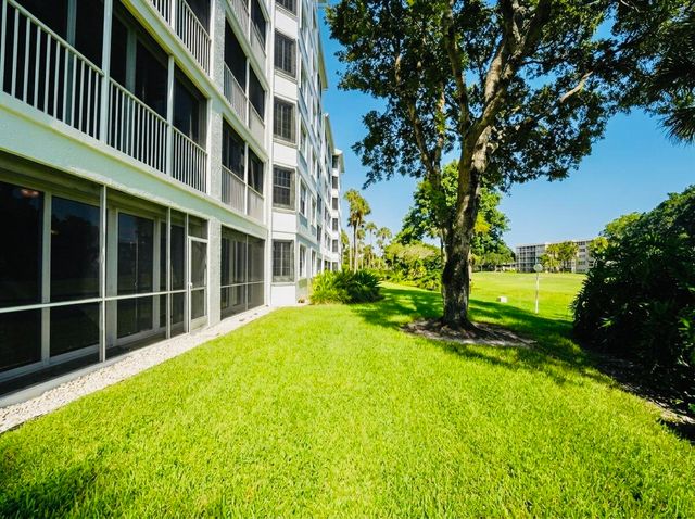 4114 W Palm Aire Drive 141B, Pompano Beach, FL 33069