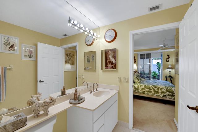4114 W Palm Aire Drive 141B, Pompano Beach, FL 33069