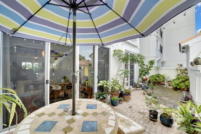 4114 W Palm Aire Drive 141B, Pompano Beach, FL 33069