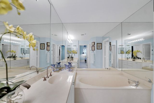 4114 W Palm Aire Drive 141B, Pompano Beach, FL 33069
