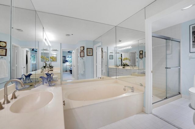 4114 W Palm Aire Drive 141B, Pompano Beach, FL 33069