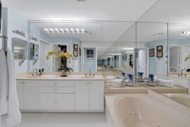 4114 W Palm Aire Drive 141B, Pompano Beach, FL 33069