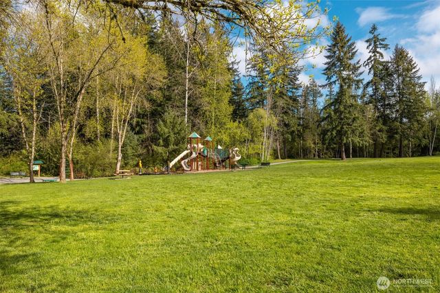 24325 SE 40th Place, Sammamish, WA 98029