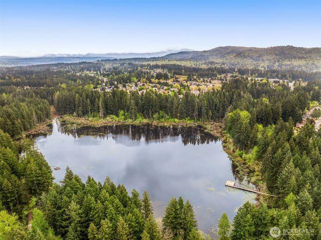 24325 SE 40th Place, Sammamish, WA 98029
