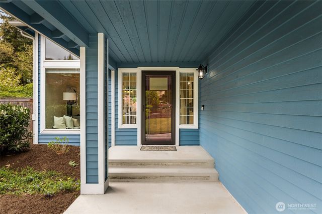 24325 SE 40th Place, Sammamish, WA 98029