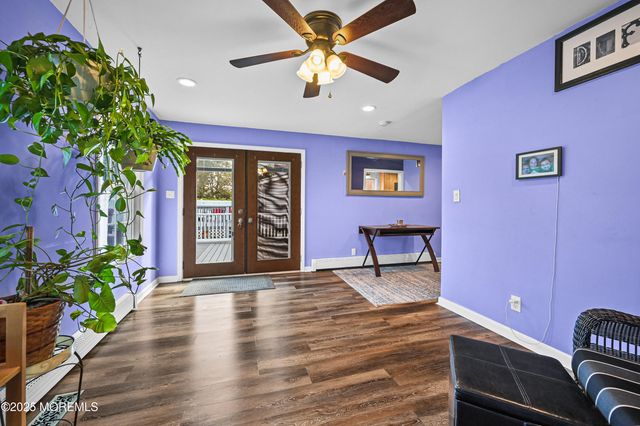 557 Lloyd Road, B, Hazlet, NJ 07730