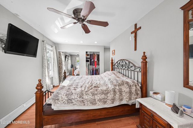 557 Lloyd Road, B, Hazlet, NJ 07730