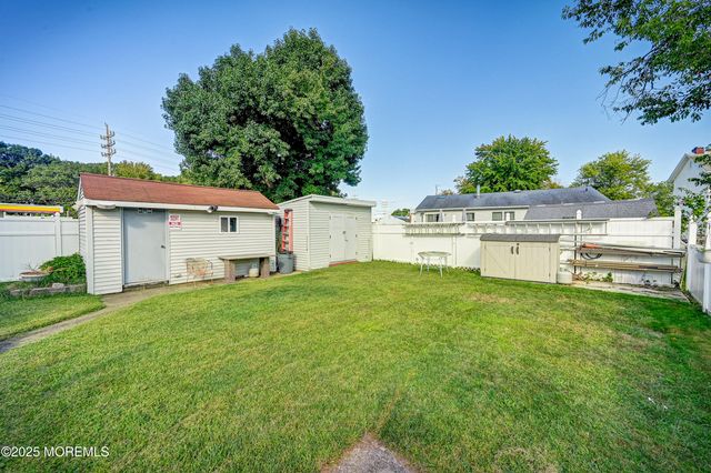 557 Lloyd Road, B, Hazlet, NJ 07730