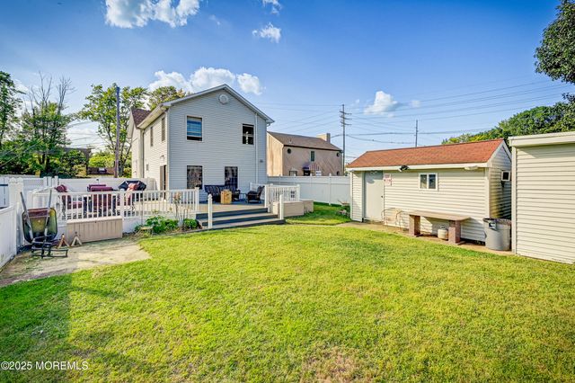 557 Lloyd Road, B, Hazlet, NJ 07730
