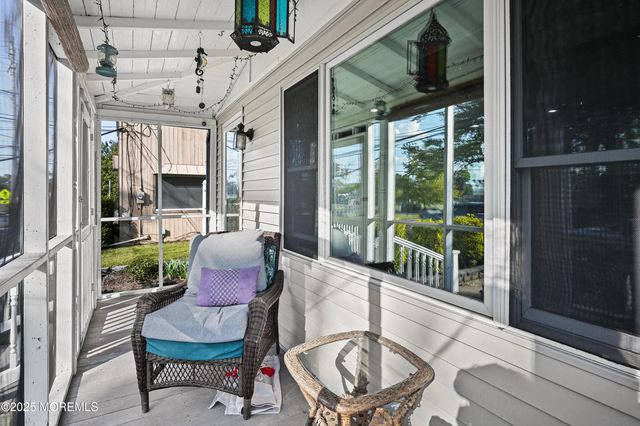 557 Lloyd Road, B, Hazlet, NJ 07730