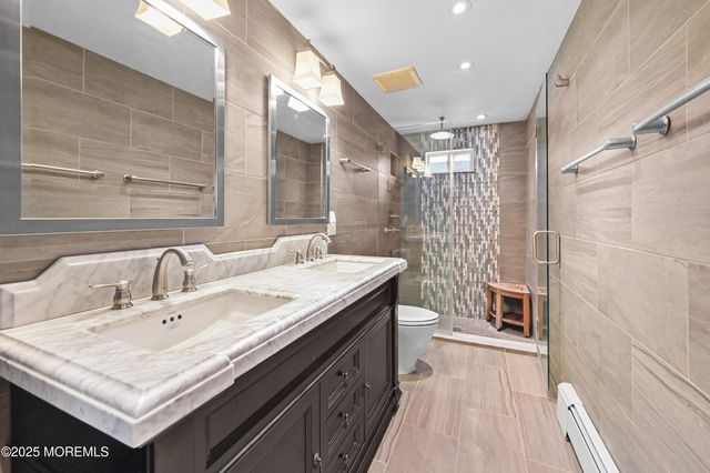 557 Lloyd Road, B, Hazlet, NJ 07730